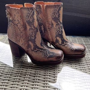 High Heel Boots, Size 7